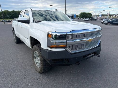 Used 2018 Chevrolet Silverado 1500 LT AWD/4WD image 7