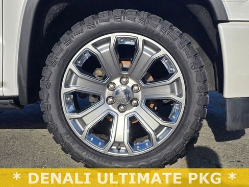 Used 2018 GMC Sierra 1500 Denali w/ Denali Ultimate Package image 9