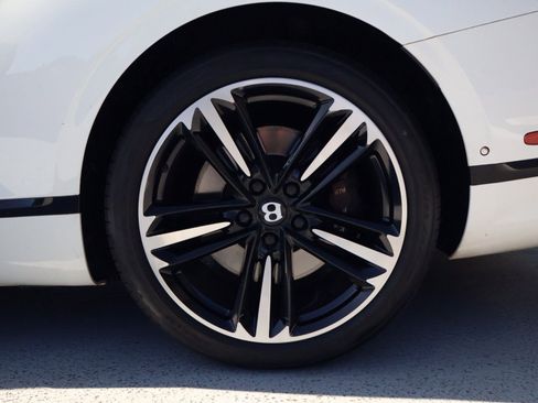 Certified 2021 Bentley Continental GT AWD/4WD image 13