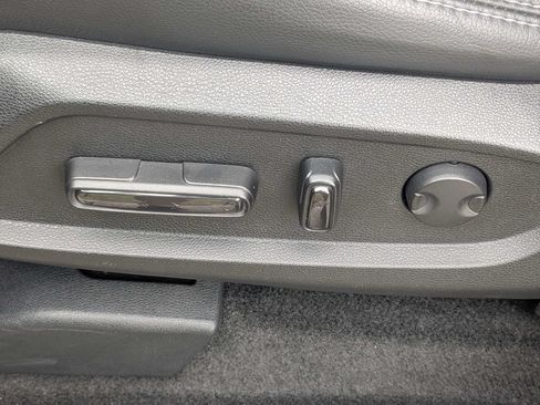 Used 2023 Honda Pilot Touring image 21