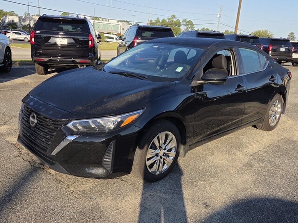 Used 2025 Nissan Sentra S FWD image 4