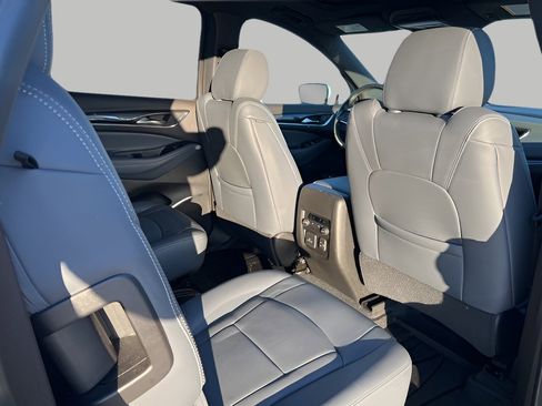 Used 2023 Buick Enclave Essence w/ Experience Buick Package image 36