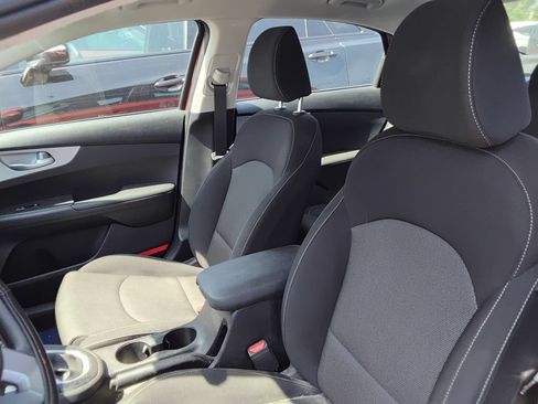 Used 2023 Kia Forte LXS FWD image 11