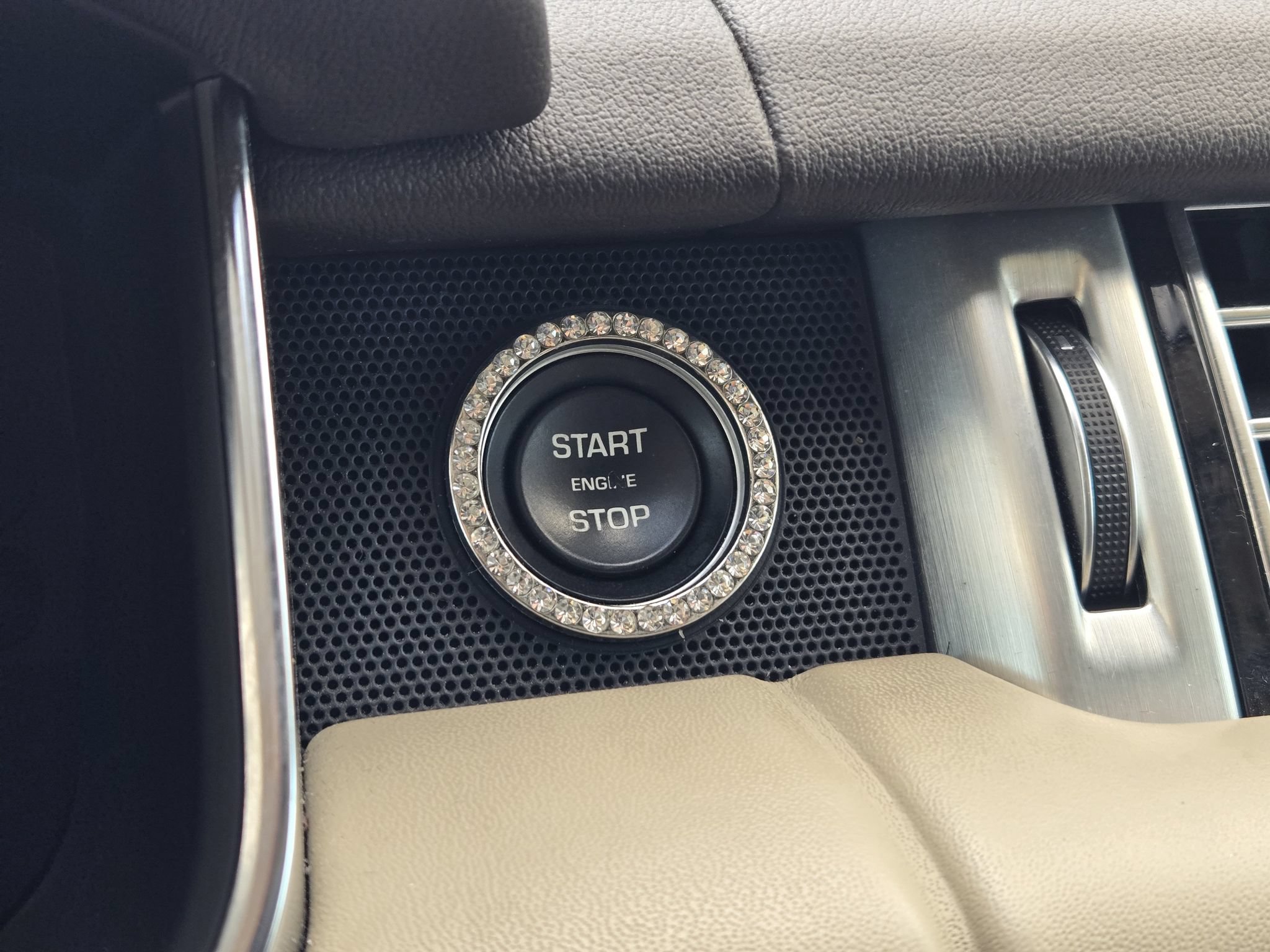 Used 2020 Land Rover Range Rover HSE AWD/4WD image 21