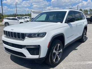 Used 2026 Jeep Grand Cherokee L Limited w/ Trailer Tow Package RWD video 1