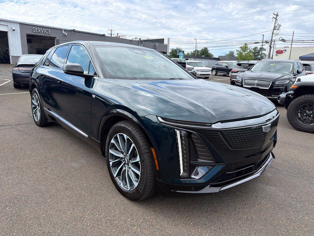 Used 2024 Cadillac Lyriq Sport w/ Nappa Leather Package AWD/4WD image 8