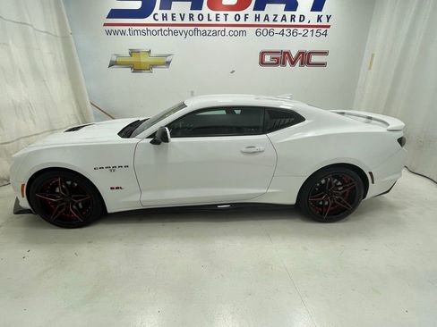 Used 2020 Chevrolet Camaro SS image 10