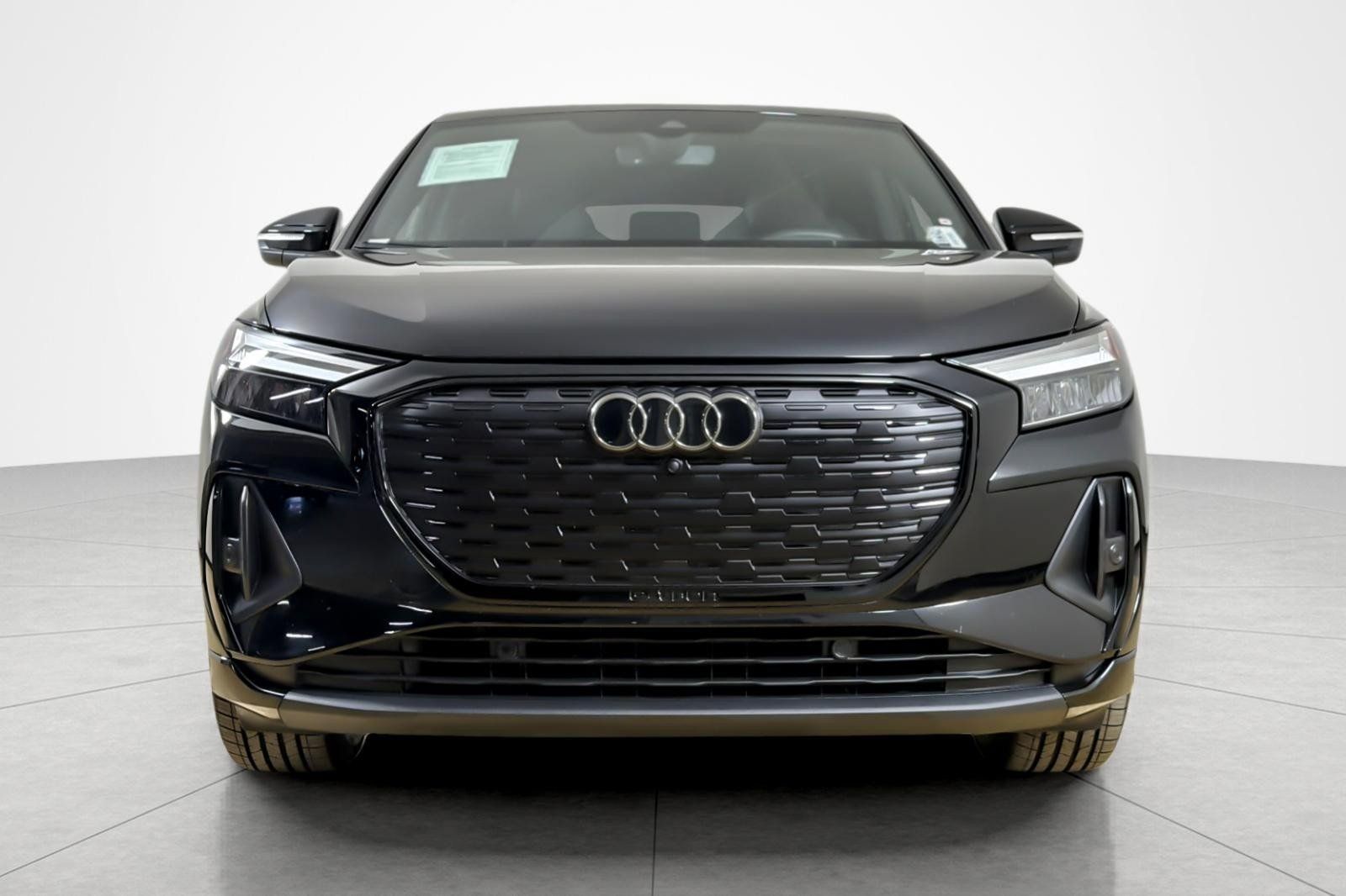 Certified 2024 Audi Q4 e-tron Premium Plus w/ Premium Plus AWD/4WD image 8