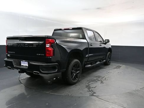Used 2023 Chevrolet Silverado 1500 Custom Trail Boss AWD/4WD image 5