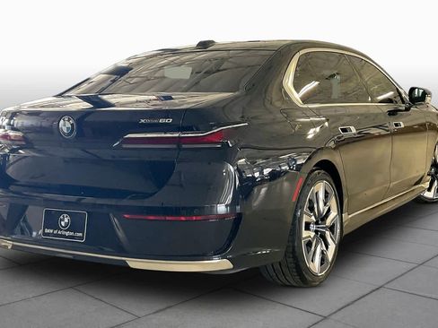Used 2024 BMW i7 xDrive60 w/ Executive Package AWD/4WD image 12