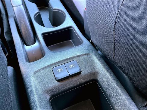 New 2025 Nissan Versa S image 18