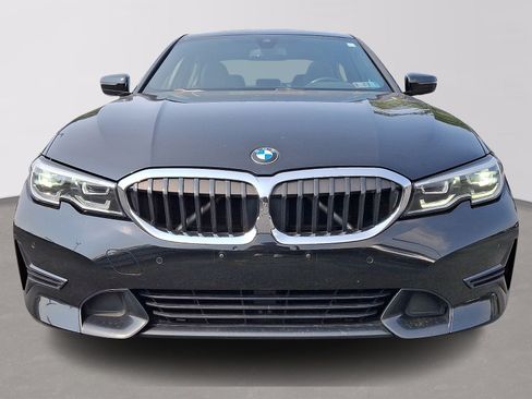 Used 2019 BMW 330i Sedan w/ Convenience Package RWD image 2