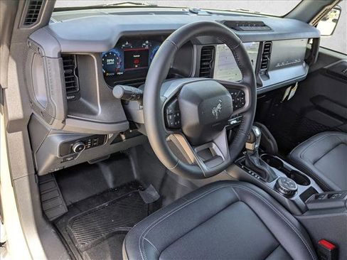 New 2026 Ford Bronco Big Bend AWD/4WD image 3