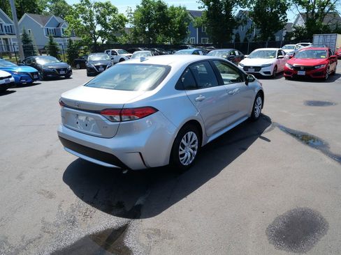 Used 2021 Toyota Corolla LE FWD image 6
