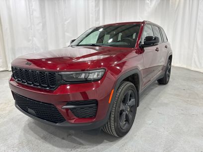 Used 2023 Jeep Grand Cherokee Altitude