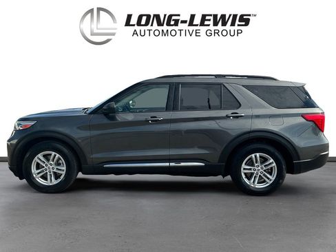 Used 2020 Ford Explorer XLT w/ Equipment Group 202A RWD image 2