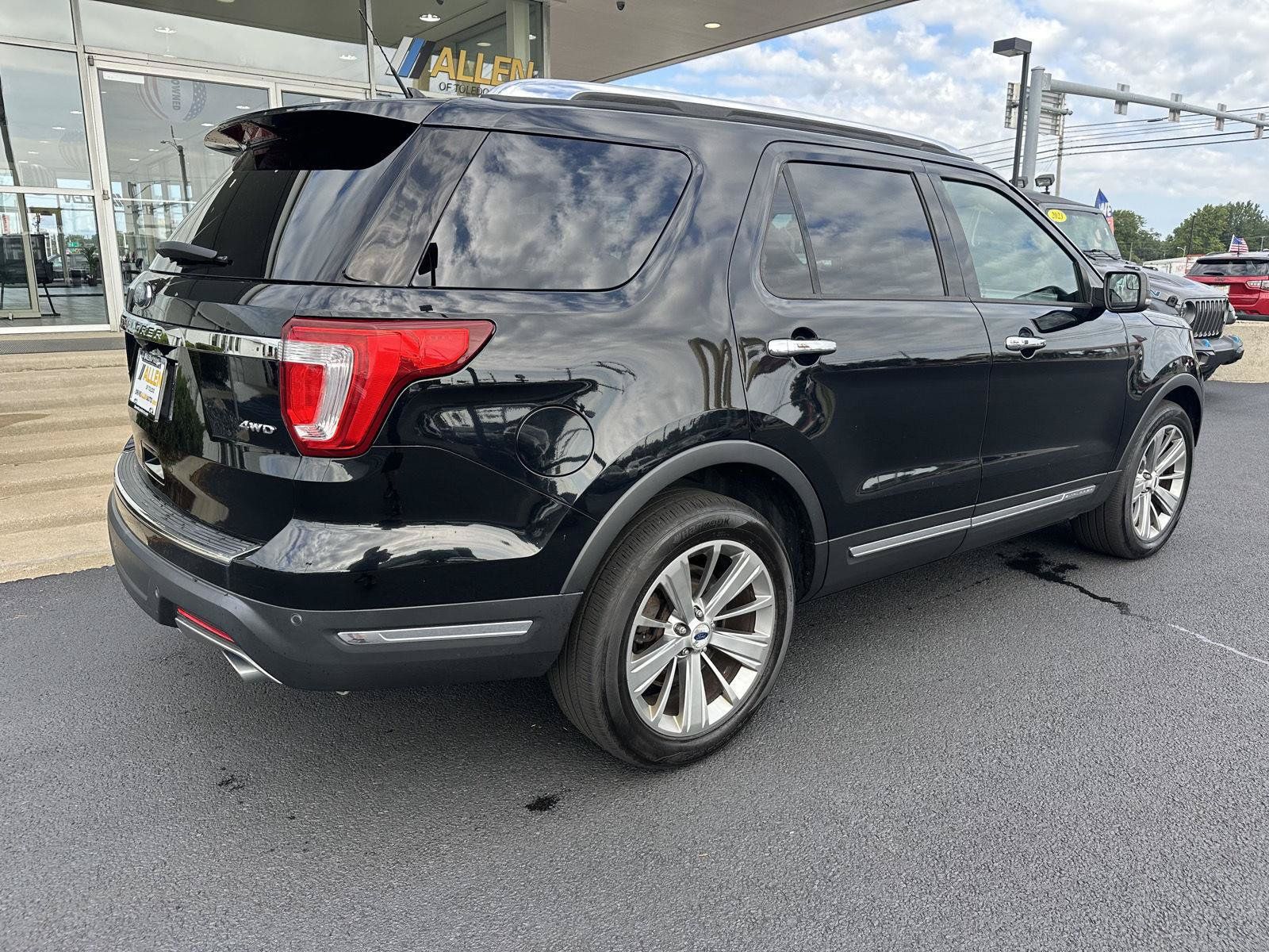 Used 2018 Ford Explorer Limited AWD/4WD image 13