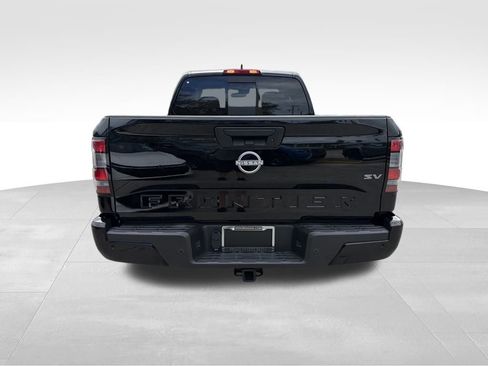 Used 2024 Nissan Frontier SV w/ SV Convenience Package image 7