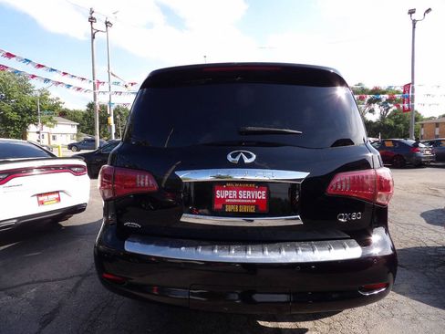 Used 2017 INFINITI QX80 4WD image 3