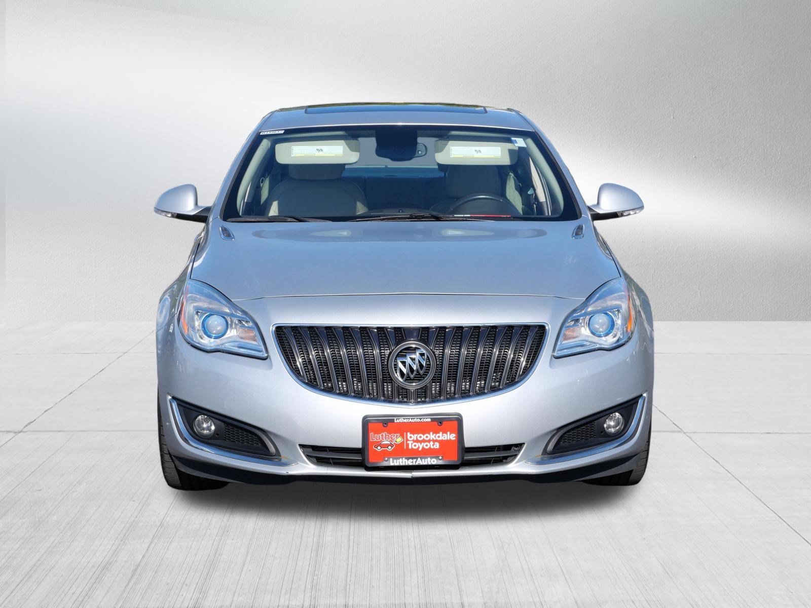 Used 2014 Buick Regal Premium FWD image 2