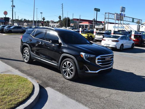 Used 2020 GMC Terrain SLT image 12