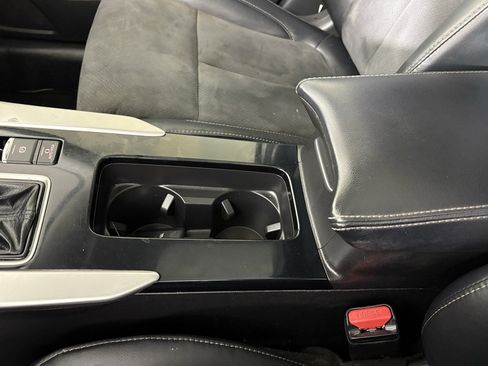 Used 2023 Mitsubishi Eclipse Cross SE image 32