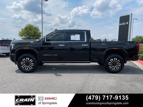 Used 2024 GMC Sierra 2500 Denali Ultimate AWD/4WD image 4