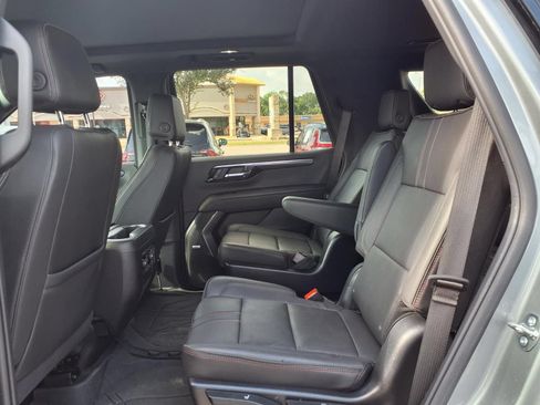 Used 2025 Chevrolet Tahoe RST w/ RST Capability Package AWD/4WD image 18