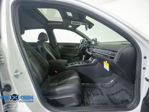 Used 2026 Honda Civic Sport image 40
