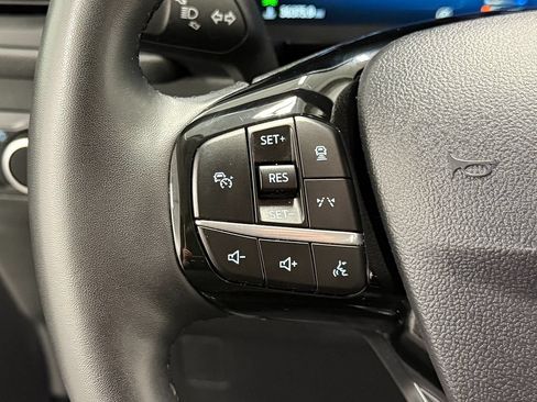 Used 2024 Ford Escape Platinum AWD/4WD image 16