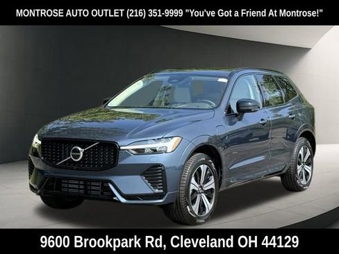 New 2025 Volvo XC60 T8 Core w/ Protection Package Premier AWD/4WD image 37