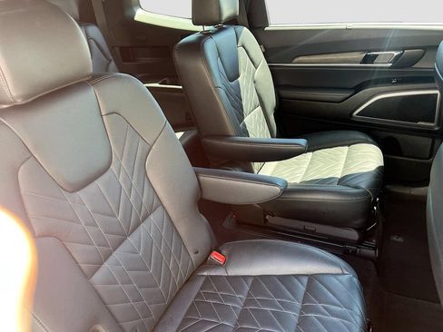 Used 2023 Kia Telluride EX X-Line AWD/4WD image 31