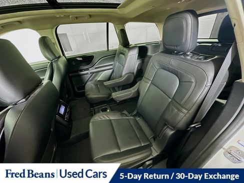 Used 2024 Lincoln Aviator Reserve w/ Equipment Group 201A AWD/4WD image 33