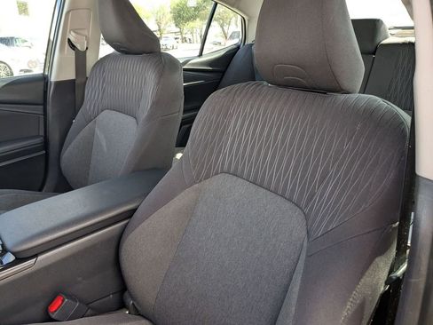 Used 2025 Toyota Camry LE FWD image 14