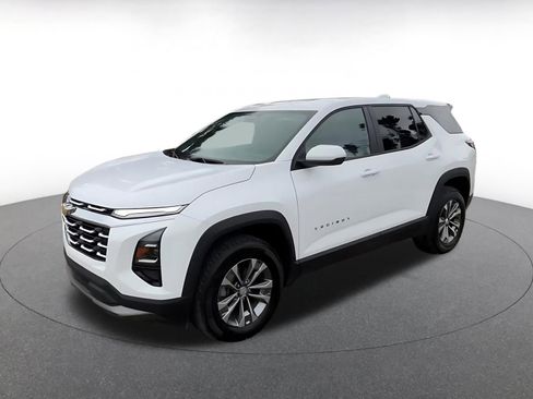 Used 2025 Chevrolet Equinox LT image 8