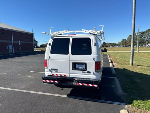 Used 2013 Ford E-250 and Econoline 250 E-250 w/ PWR Group image 7