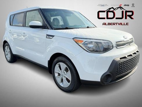 Used 2016 Kia Soul image 1