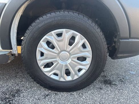 Used 2024 Ford Transit 250 Low Roof w/ Exterior Upgrade Package image 10