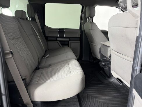 Used 2017 Ford F150 XLT w/ Trailer Tow Package image 28