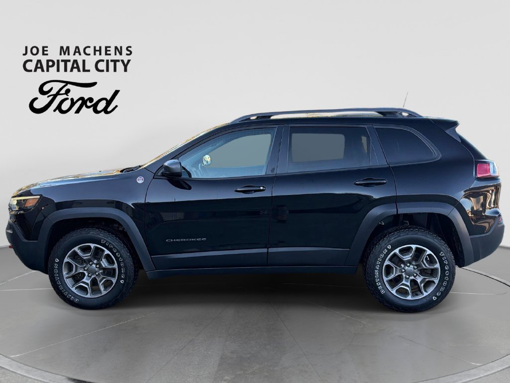 Used 2020 Jeep Cherokee Trailhawk w/ Cold Weather Group AWD/4WD image 8