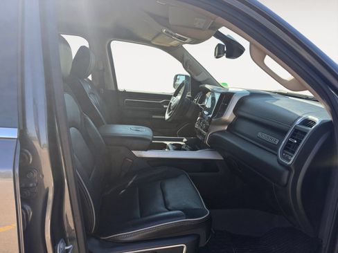 Used 2019 RAM 1500 Laramie RWD image 15