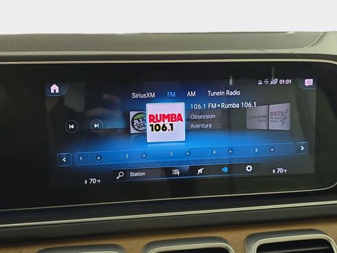 Used 2023 Mercedes-Benz GLS 450 4MATIC image 25