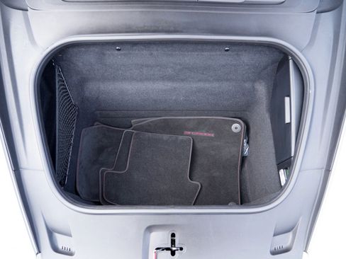 Used 2024 Porsche 911 Targa 4 GTS w/ Premium Package image 9