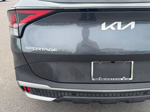 Used 2023 Kia Sportage X-Line w/ X-Line Premium Package AWD/4WD image 38