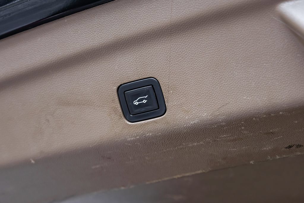 Used 2022 GMC Yukon Denali AWD/4WD image 63