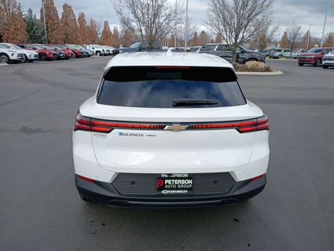 New 2026 Chevrolet Equinox EV LT w/ Comfort Package image 12