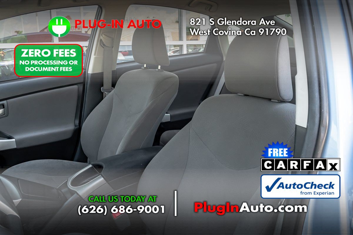 Used 2013 Toyota Prius Prime Plug-In Hybrid FWD image 7
