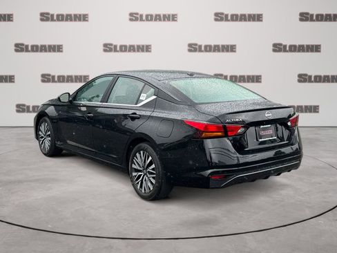 Used 2026 Nissan Altima 2.5 SV FWD image 3