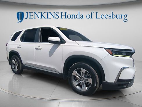 Used 2023 Honda Pilot EX-L image 9
