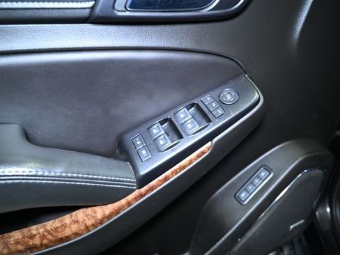 Used 2018 Chevrolet Tahoe Premier image 29